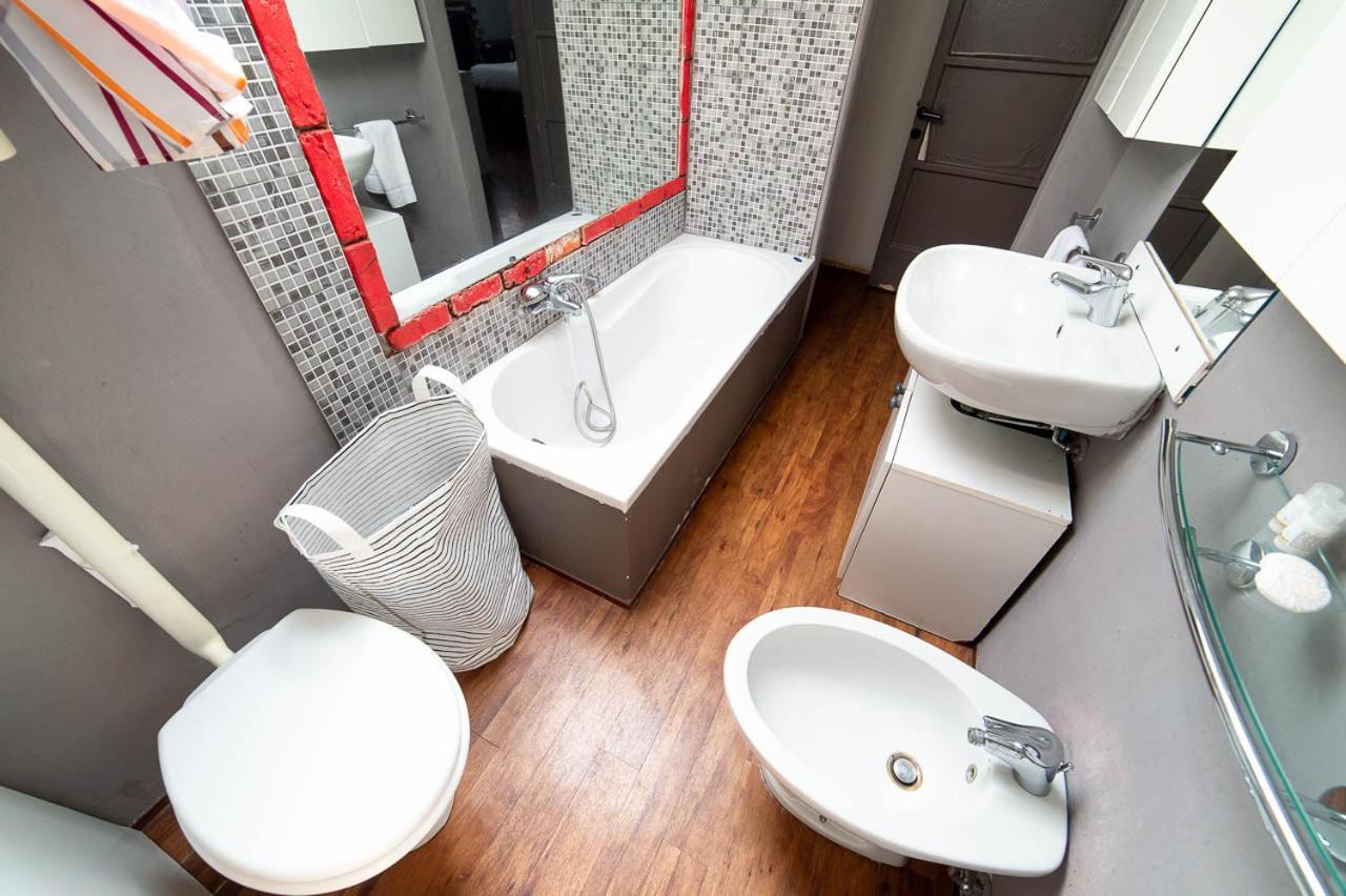 Hbhall Residenze Darsena มิลาน ภายนอก รูปภาพ