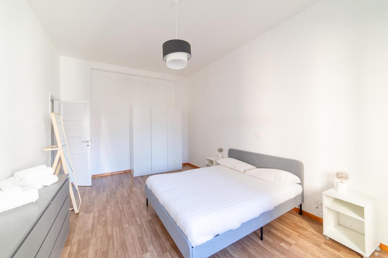 Hbhall Residenze Darsena มิลาน ภายนอก รูปภาพ